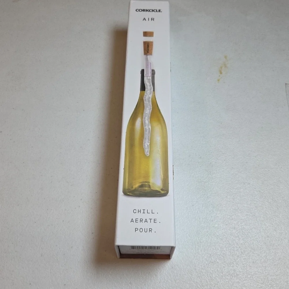 Corkcicle freezable bottle